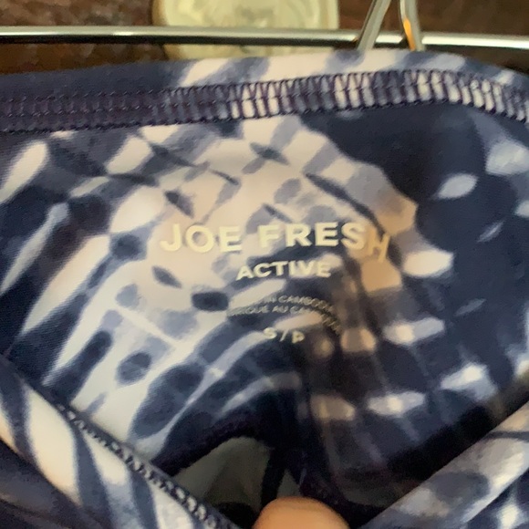 3/$10 Joe Fresh Workout Set with Extra Sports Bra - Picture 4 of 6